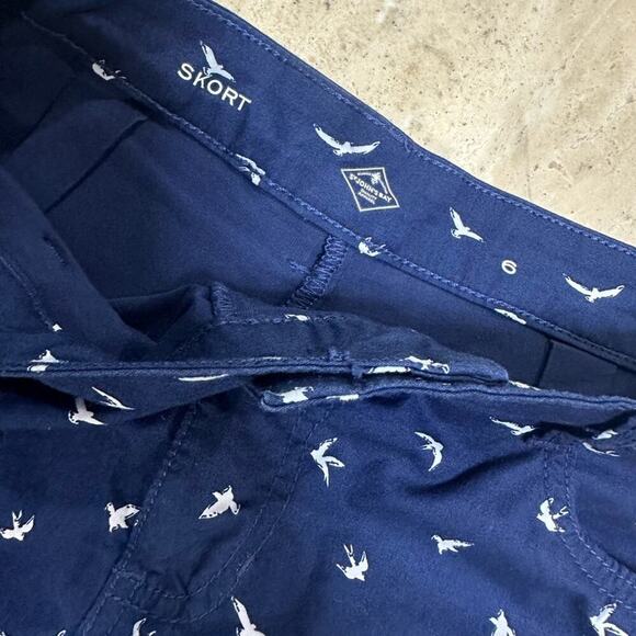 Excellent St. John's Bay Womens Mid Rise Navy Skort Size 6 - Picture 7 of 7
